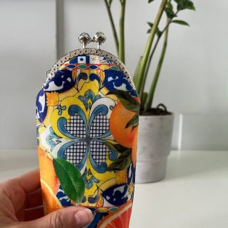 Апельсиновий футляр